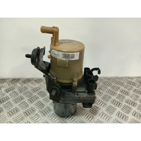 Bomba Direccion para Mazda 5 Berl. (Cr)