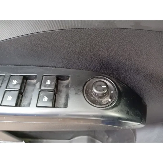 Mando Retrovisor para Chevrolet Aveo Hatchback (T300)