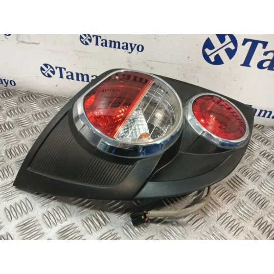 Piloto Trasero Izquierdo para Chevrolet Aveo Hatchback (T300)