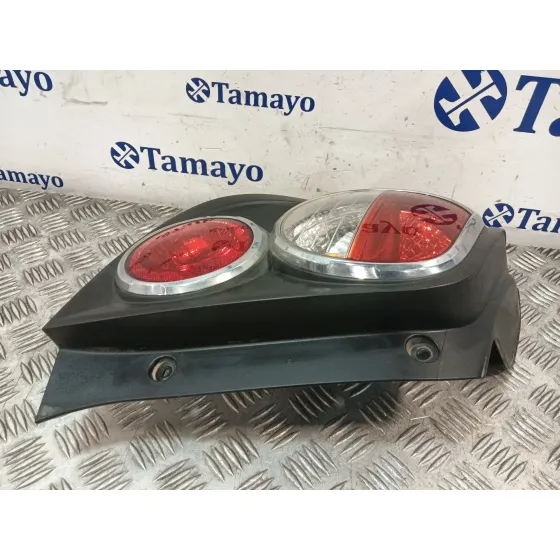 Piloto Trasero Izquierdo para Chevrolet Aveo Hatchback (T300)