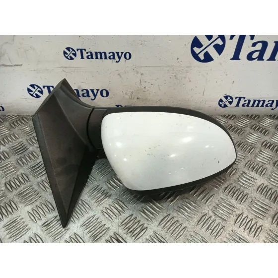 Retrovisor Derecho para Chevrolet Aveo Hatchback (T300)