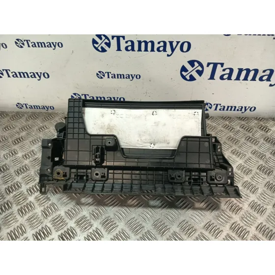 Guantera para Kia Ceed