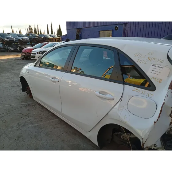 Puerta Trasera Izquierda para Kia Ceed