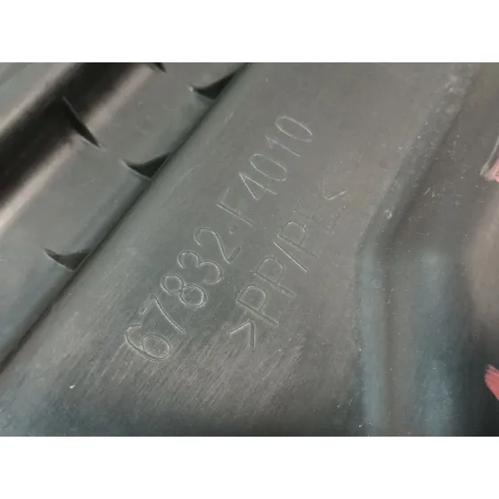 Moldura para Toyota C-Hr (_X1_)