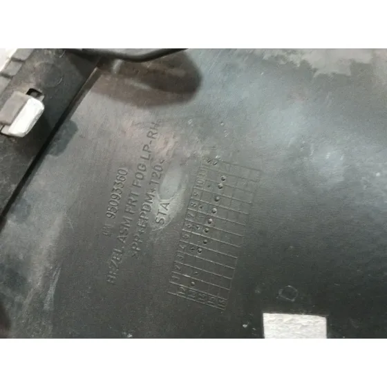 Rejilla Paragolpes Derecha para Chevrolet Cruze Hatchback (J305)