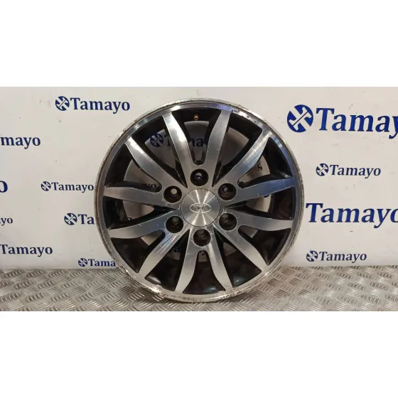 Llanta para Kia Carnival