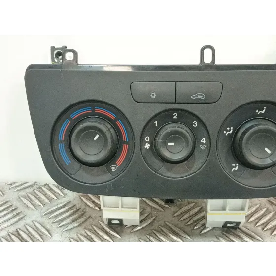 Mando Climatizador para Fiat Doblo Cargo (263_)
