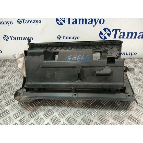 Guantera para Volkswagen Golf V (1K1)