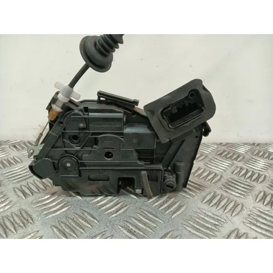 Cerradura Puerta Trasera Derecha para Volkswagen Polo V (6R1, 6C1)