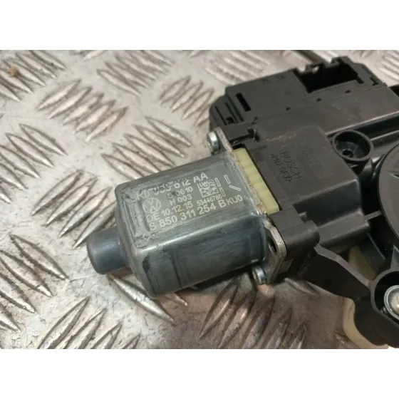 Elevalunas Trasero Derecho para Volkswagen Polo V (6R1, 6C1)