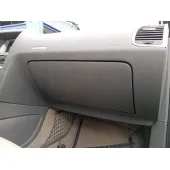 Guantera para Audi Q7 (4Lb)