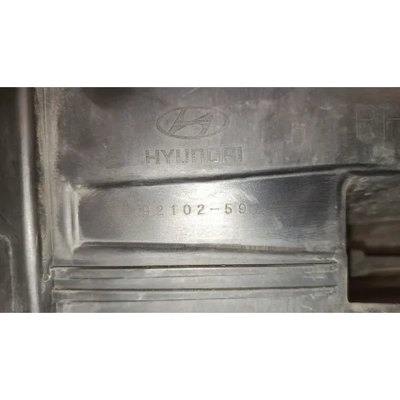 Faro Derecho para Hyundai H350 Furgoneta
