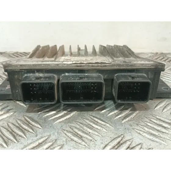 Centralita Motor Uce para Renault Kangoo Express (Fw0/1_)