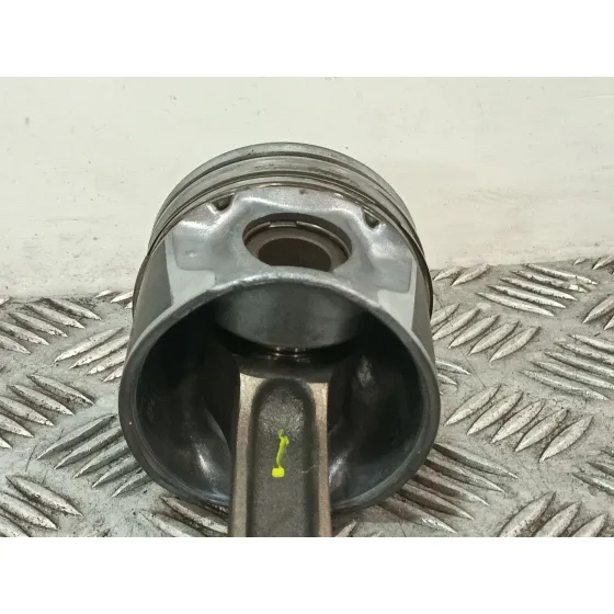 Piston para Ford Transit Connect (P65_, P70_, P80_)