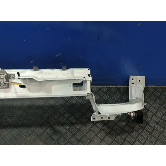 Travesano Delantero Superior para Fiat Doblo Cargo (263_)