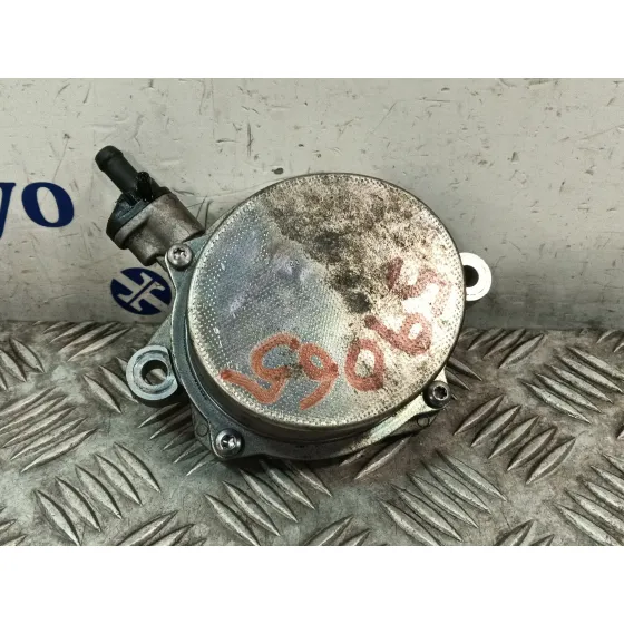 Depresor Freno / Bomba Vacio para Kia Carnival