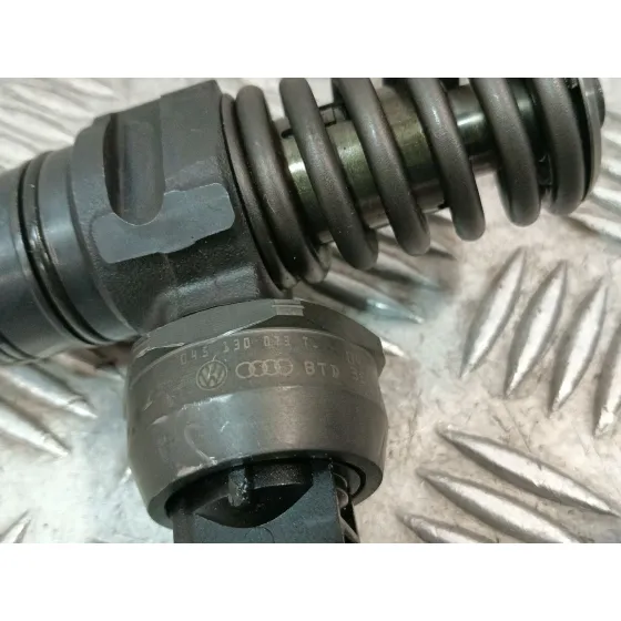 Inyector para Volkswagen Polo Iv (9N_, 9A_)