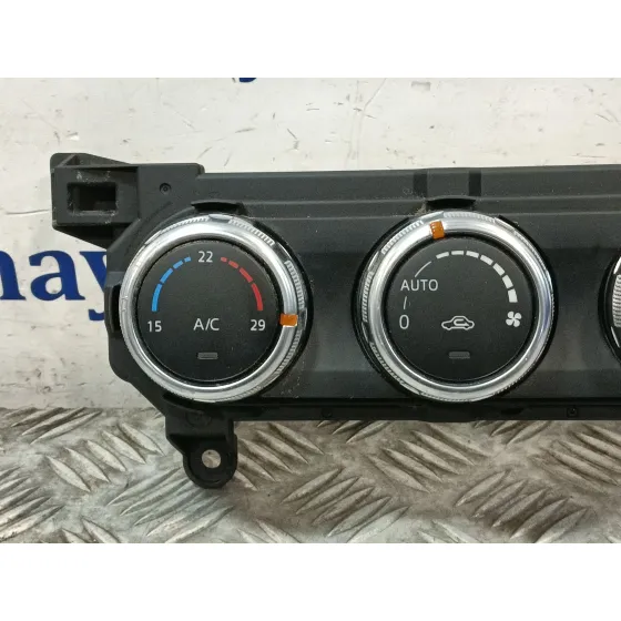 Mando Climatizador para Mazda Cx-3 (Dk)