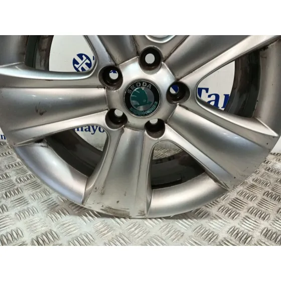 Llanta para Skoda Yeti (5L)