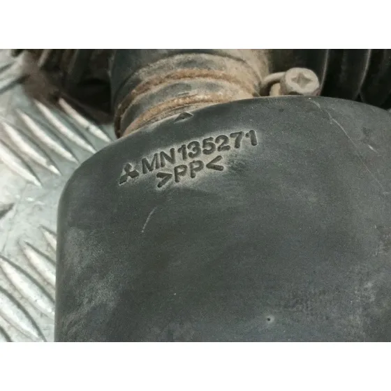 Tubo para Mitsubishi Outlander (Cu0W)