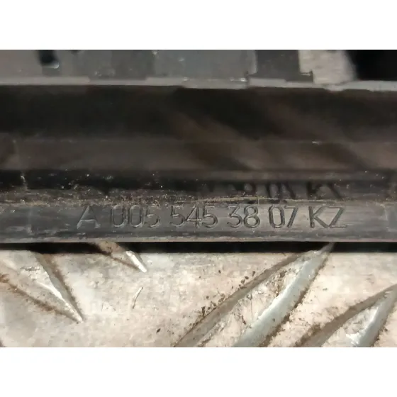 Mando Elevalunas Delantero Derecho para Mercedes-Benz Vito (W638) Caja Cerrada