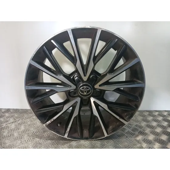 Llanta para Toyota C-Hr (_X1_)