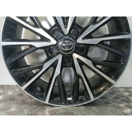 Llanta para Toyota C-Hr (_X1_)