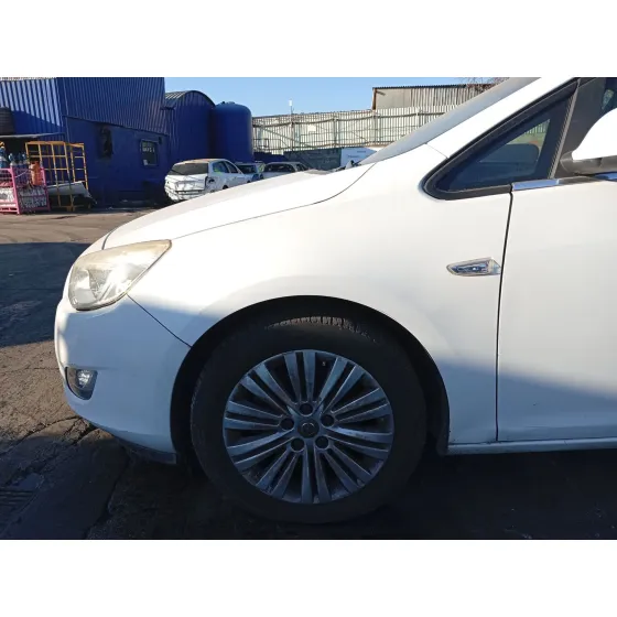 Aleta Delantera Izquierda para Opel Astra J (P10)