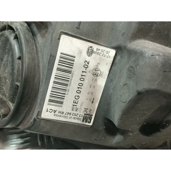 Faro Derecho para Opel Astra J (P10)