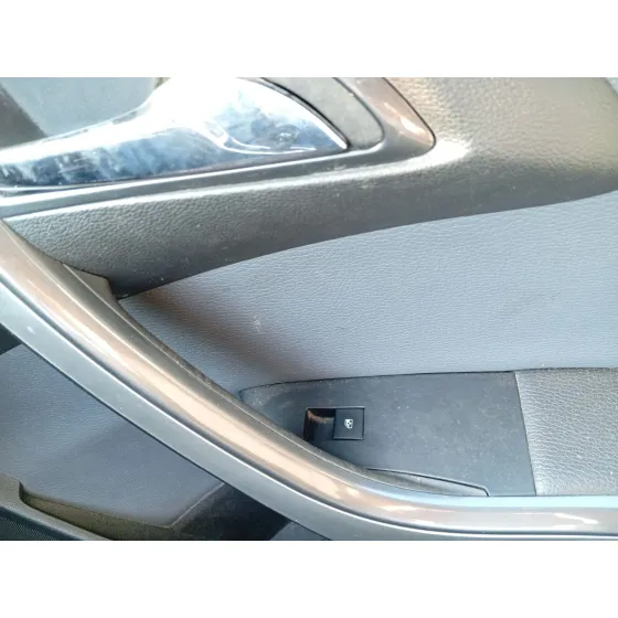 Mando Elevalunas Delantero Derecho para Opel Astra J (P10)