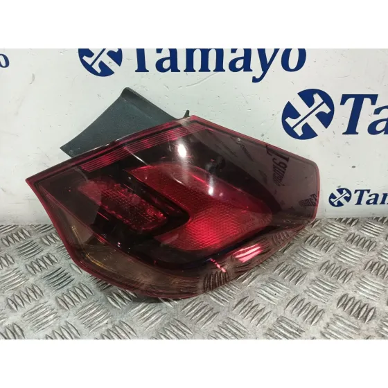 Piloto Trasero Derecho para Opel Astra J (P10)