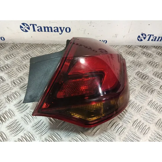 Piloto Trasero Derecho para Opel Astra J (P10)
