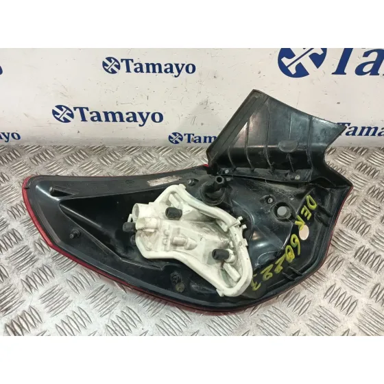 Piloto Trasero Derecho para Opel Astra J (P10)