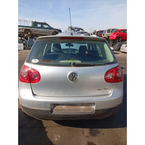 Porton Trasero para Volkswagen Golf V (1K1)