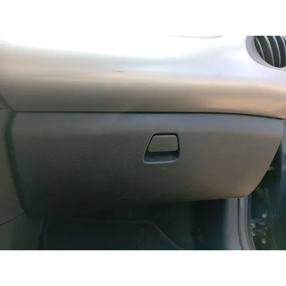 Guantera para Peugeot 108
