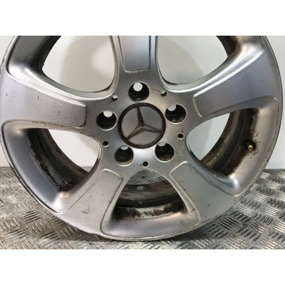 Llanta para Mercedes-Benz Clase A (W169)