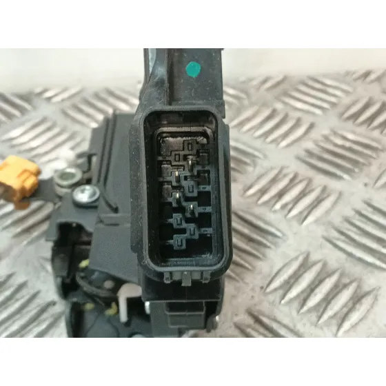 Cerradura Puerta Delantera Derecha para Ford Ka+