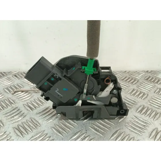 Cerradura Puerta Delantera Derecha para Ford Ka+
