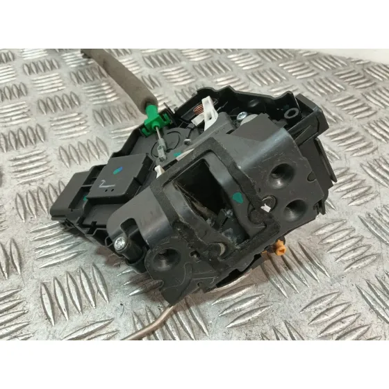 Cerradura Puerta Delantera Derecha para Ford Ka+