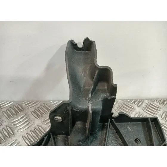 Travesano Inferior para Volkswagen Golf V (1K1)