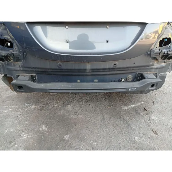 Refuerzo Paragolpes Trasero para Mercedes-Benz Clase C (W205)