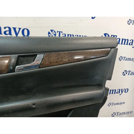 Guarnecido Puerta Delantera Derecha para Mercedes-Benz Clase C (W204)