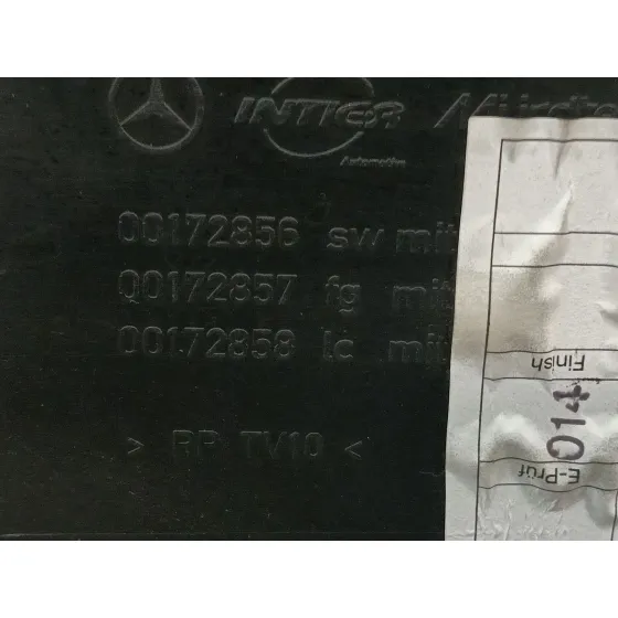 Guarnecido Puerta Delantera Derecha para Mercedes-Benz Clase C (W204)
