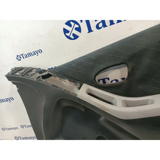 Guarnecido Puerta Delantera Derecha para Toyota Yaris (_P9_)