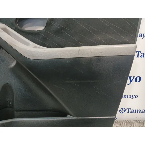 Guarnecido Puerta Delantera Derecha para Toyota Yaris (_P9_)