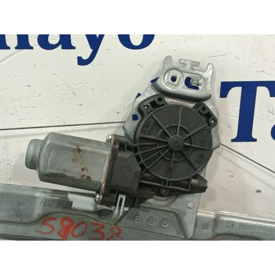 Elevalunas Delantero Derecho para Peugeot 207 Sw