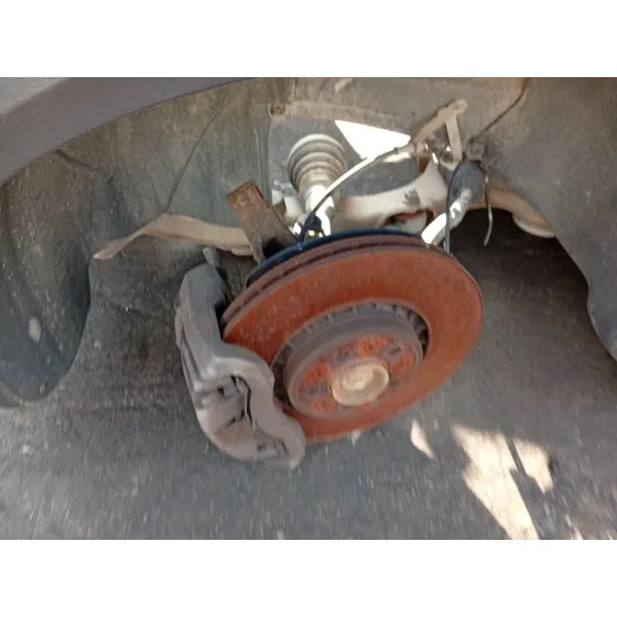 Mangueta Delantera Izquierda para Volvo Xc90
