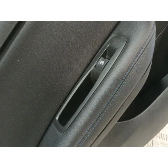 Guarnecido Puerta Trasera Izquierda para Renault Megane Iv Hatchback (B9A/M/N_)