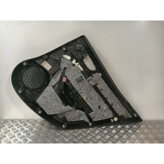 Guarnecido Puerta Trasera Izquierda para Renault Megane Iv Hatchback (B9A/M/N_)