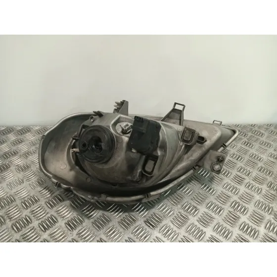 Faro Derecho para Opel Vivaro A Furgoneta (X83)